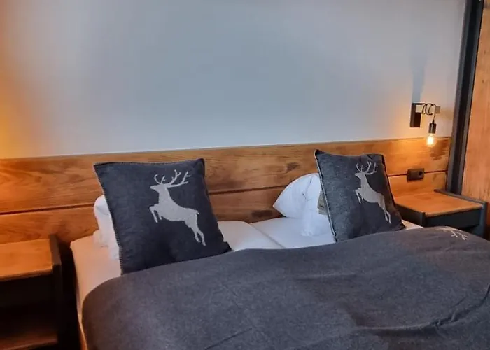 מלון Baumgartnerhof Finkenstein am Faaker See